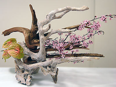 Nghệ thuật cắm hoa cổ truyền Nhật Bản Ikebana