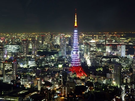 thaptokyo duhochoasen4 Tháp Tokyo  biểu tượng của thành phố Tokyo Nhật Bản .