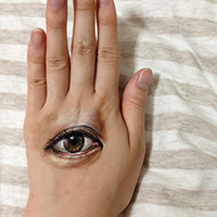 Choáng với những bức vẽ 3D siêu thực của nữ nghệ sĩ Nhật Bản