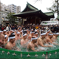 Lễ hội khoả thân nam Somin ở Nhật Bản