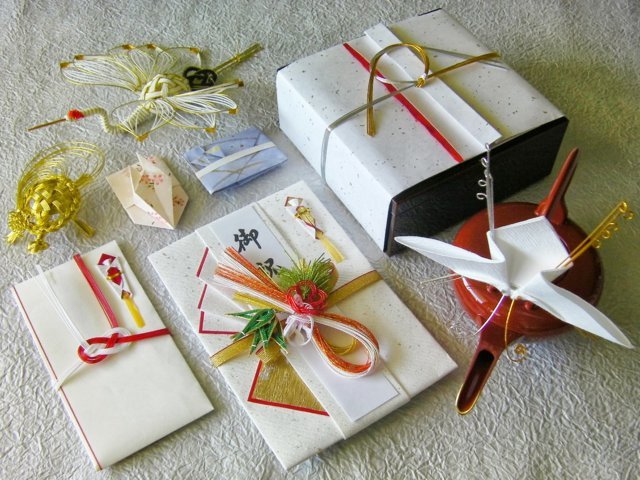 Văn hóa tặng quà trong kinh doanh của người Nhật